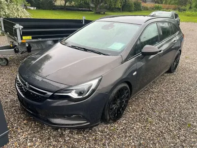 Używany Opel Astra Business 110 KM (80 kW) 2016 Szary Kombi