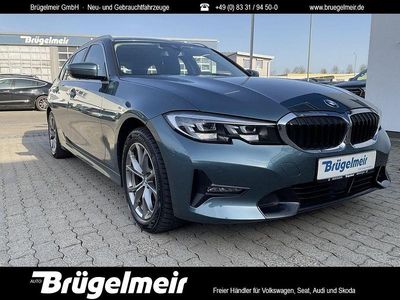 Gebraucht BMW 320 Sport Line 190 PS (139 kW) 2020 Blue ridge mountain Kombi