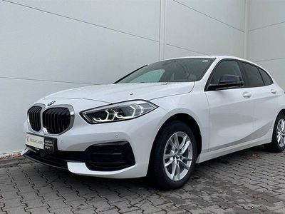 Gebraucht BMW 118 Sport Line 140 PS (102 kW) 2024 Alpinweiß uni Kleinwagen