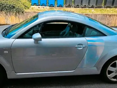 Gebraucht Audi TT Sport 180 PS (132 kW) 1999 Silber Coupé