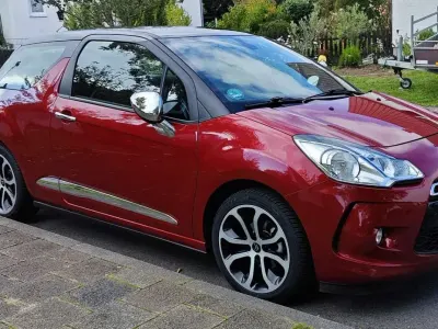 Gebraucht Citroën DS3 95 PS (69 kW) 2012 Limousine