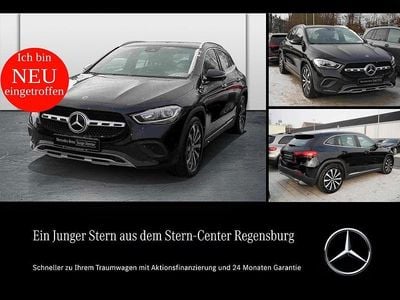 Metalliclack kosmosschwarz Gebraucht 2022 Mercedes GLA200 Progressive SUV | 27.990 € (Guter Preis)