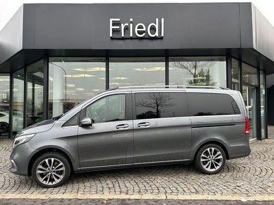 Grau Gebraucht 2019 Mercedes V300 Van / Kleinbus | 46.450 € (Fairer Preis)