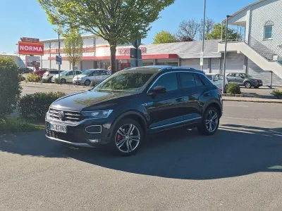 Usata VW T-Roc 150 CV (110 kW) 2020 Nero SUV