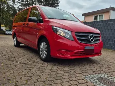 Gebraucht Mercedes Vito 136 PS (100 kW) 2020 Rot Van