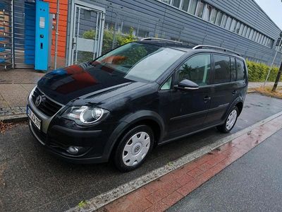 VW Touran Cross