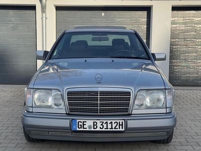 Gebraucht Mercedes E200 136 PS (100 kW) 1995 Grau Coupé