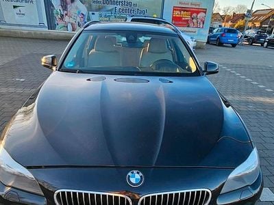 Gebraucht BMW 525 M Sport 218 PS (160 kW) 2013 Schwarz Kombi
