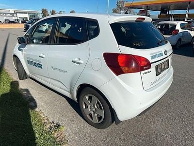 Gebraucht Kia Venga Attract 90 PS (66 kW) 2018 Weiß Kleinwagen