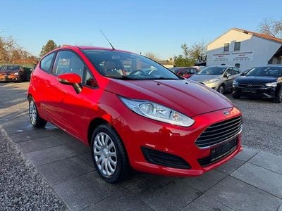 Rot Gebraucht 2016 Ford Fiesta Trend Limousine | 6.999 € (Fairer Preis)