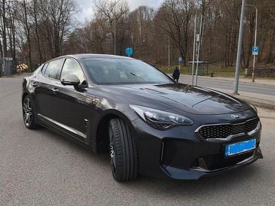 Second-hand Kia Stinger GT 366 CP (269 kW) 2021 Negru Hatchback