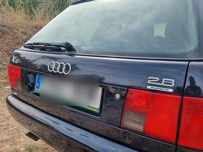 Używany Audi A6 174 KM (127 kW) 1995 Niebieski Kombi