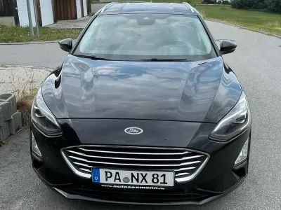Gebraucht Ford Focus Titanium 150 PS (110 kW) 2020 Schwarz Kombi