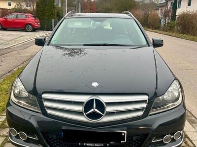 Gebraucht Mercedes C250 204 PS (150 kW) 2011 Schwarz Limousine