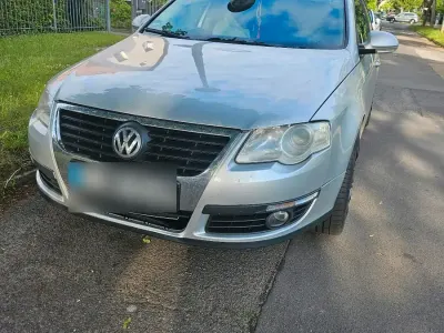 Gebraucht VW Passat 2010 Grau Kombi