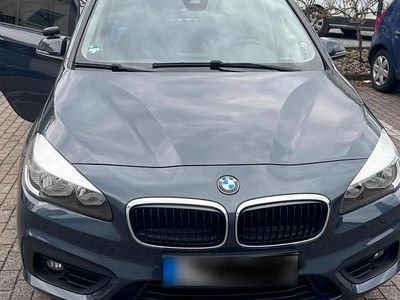 Second-hand BMW 216 116 CP (85 kW) 2017 Andere farben Break