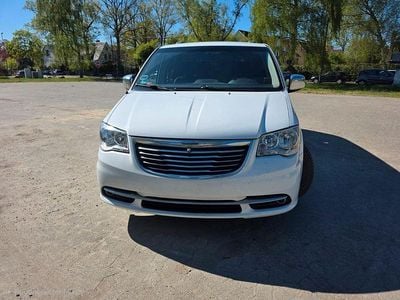 Usata Chrysler Town & Country 287 CV (211 kW) 2015 Bianco Monovolume
