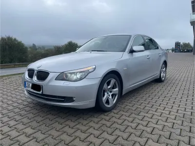 Usata BMW 523 Exclusive 190 CV (139 kW) 2009 Argento Berlina