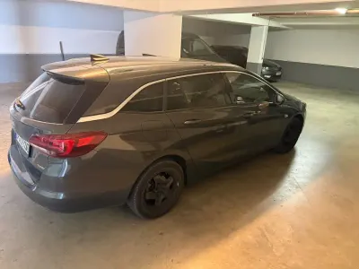 Gebraucht Opel Astra Dynamic 125 PS (91 kW) 2016 Grau Kombi