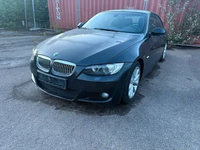 Gebraucht BMW 320 Cabriolet M Sport 170 PS (125 kW) 2008 Schwarz Cabrio