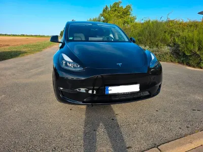Gebraucht Tesla Model Y Long Range AWD 378 kW (514 PS) 2024 Schwarz SUV