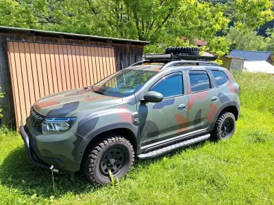 Gebraucht Dacia Duster 150 PS (110 kW) 2023 Schwarz SUV