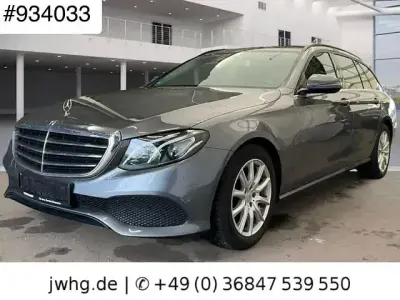 Używany Mercedes E220