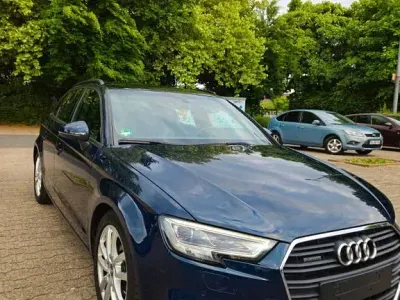 Gebraucht Audi A3 S-Line 190 PS (139 kW) 2017 Blau Limousine