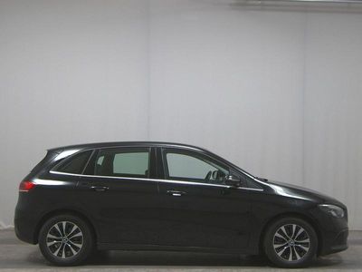 Mercedes B200