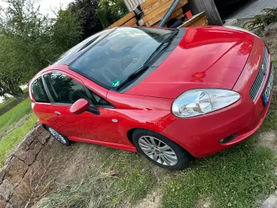Gebraucht Fiat Grande Punto 95 PS (69 kW) 2009 Rot Kleinwagen