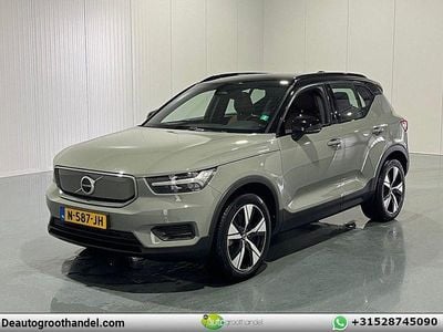 Grün Gebraucht 2021 Volvo XC40 Plus SUV | 18.392 € (Guter Preis)