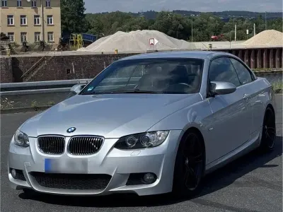 Gebraucht BMW 330 Cabriolet Shadowline 272 PS (200 kW) 2008 Silber Cabrio