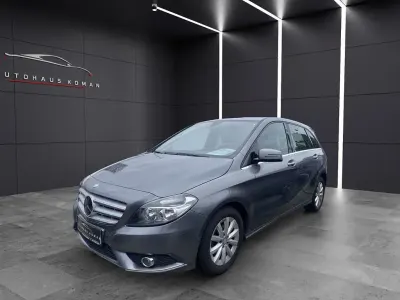 Gebraucht Mercedes B180 122 PS (89 kW) 2013 Grau Kleinwagen