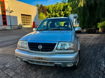 Gebraucht Suzuki Grand Vitara Club 94 PS (69 kW) 2004 Grau SUV