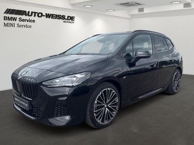 Gebraucht BMW 218 Active Tourer M Sport 136 PS (100 kW) 2024 Saphirschwarz (schwarz) Van / Kleinbus