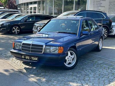 Usata Mercedes 190 Avantgarde 136 CV (100 kW) 1992 Blu Berlina