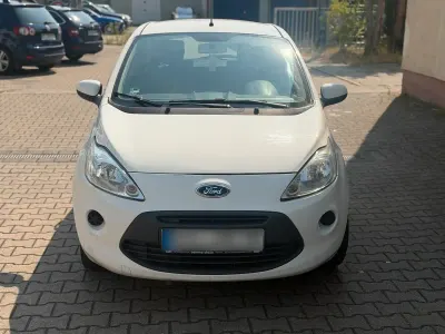 Gebraucht Ford Ka 70 PS (51 kW) 2013 Weiß Kleinwagen