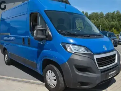 Gebraucht Peugeot Boxer Premium 120 PS (88 kW) 2020 Blau Van
