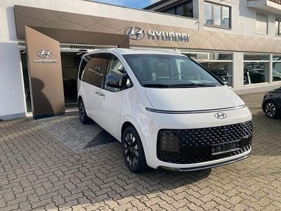 Neu Hyundai Staria Signature 224 PS (164 kW) 2025 Creamy white Van / Kleinbus