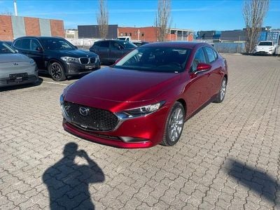 Gebraucht Mazda 3 Sky 150 PS (110 kW) 2023 Rot Limousine