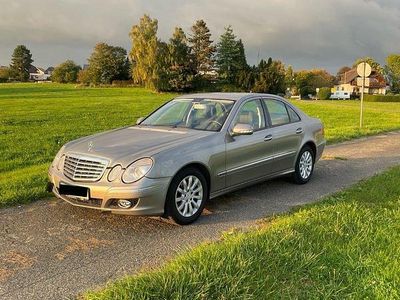 Mercedes E320