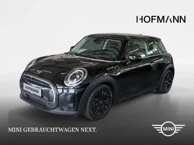 Gebraucht Mini ONE 102 PS (75 kW) 2022 Midnight black metallic Kleinwagen