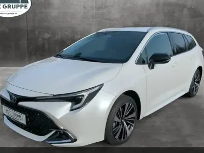 Nouă Toyota Corolla 196 CP (144 kW) 2025 Alb Break