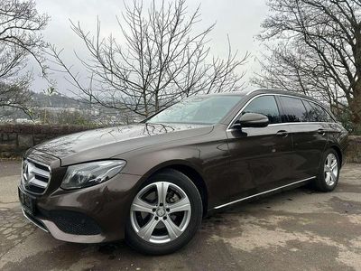 Gebraucht Mercedes E200 Avantgarde 184 PS (135 kW) 2016 Citrinbraun metalliclack Kombi