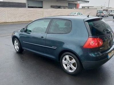 gebraucht VW Golf V 