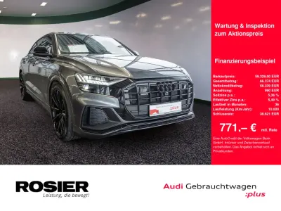 Gebraucht Audi Q8 Sport 286 PS (210 kW) 2022 Grau / daytonagrau perleffekt SUV