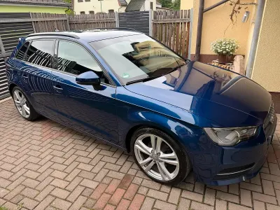 Gebraucht Audi A3 150 PS (110 kW) 2015 Blau Limousine