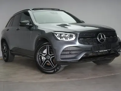 Gebraucht Mercedes GLC300 AMG line 258 PS (189 kW) 2022 Selenitgrey SUV