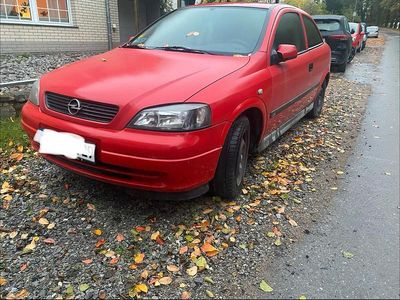 Gebraucht Opel Astra 75 PS (55 kW) 1999 Rot Coupé
