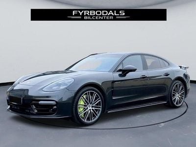 Grau Gebraucht 2017 Porsche Panamera Turbo S Limousine | 94.500 €